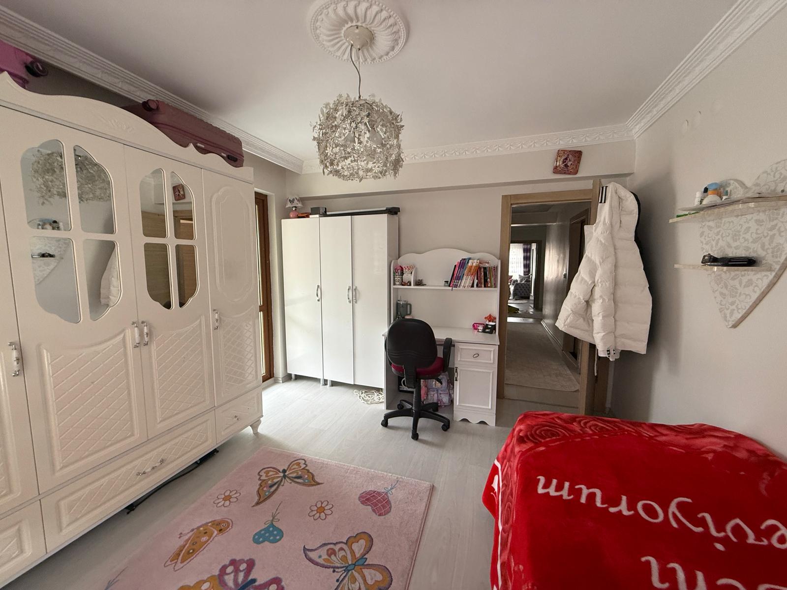 LİG BATIN 'dan BASINEVLERİ 'nde SİTEDE FULL YAPILI 4+1 DAİRE