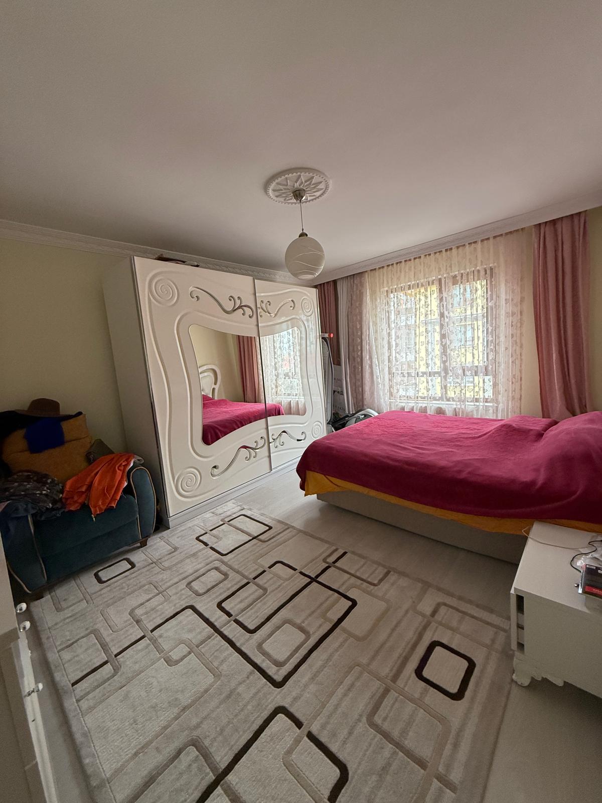 LİG BATIN 'dan BASINEVLERİ 'nde SİTEDE FULL YAPILI 4+1 DAİRE