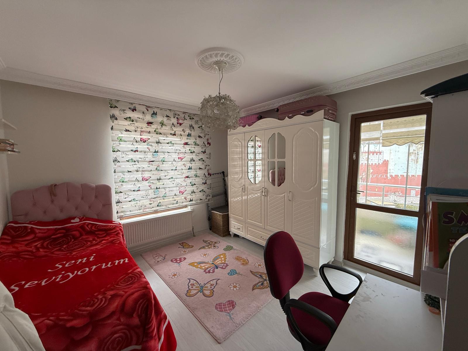 LİG BATIN 'dan BASINEVLERİ 'nde SİTEDE FULL YAPILI 4+1 DAİRE