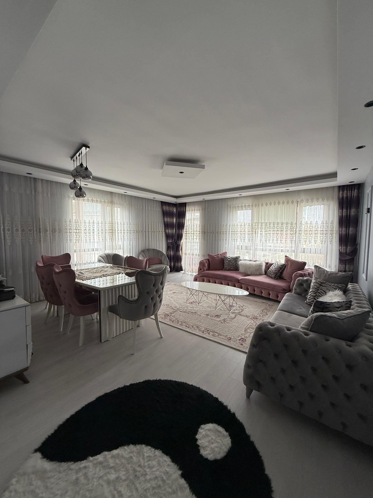 LİG BATIN 'dan BASINEVLERİ 'nde SİTEDE FULL YAPILI 4+1 DAİRE